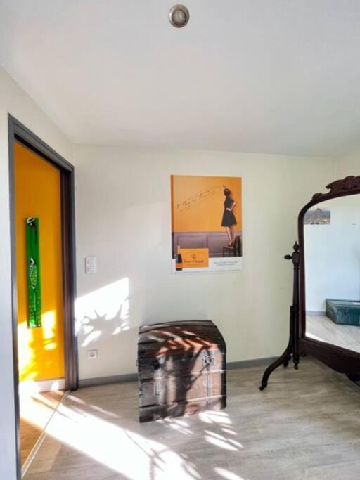 Le Grenier A Sel - Reims Apartamento Exterior foto